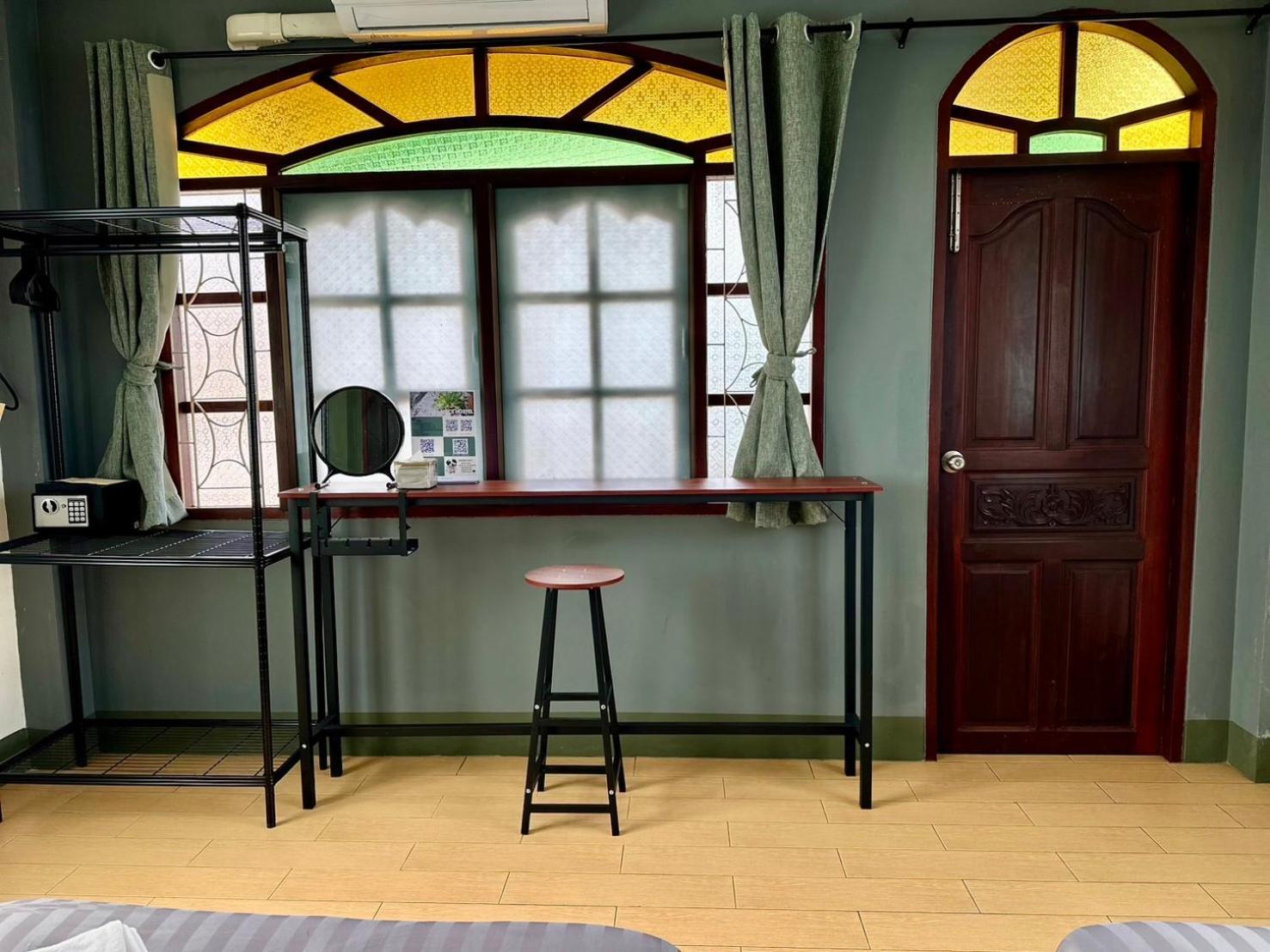 Niece Hostel Phuket - Sha Extra Plus Zewnętrze zdjęcie