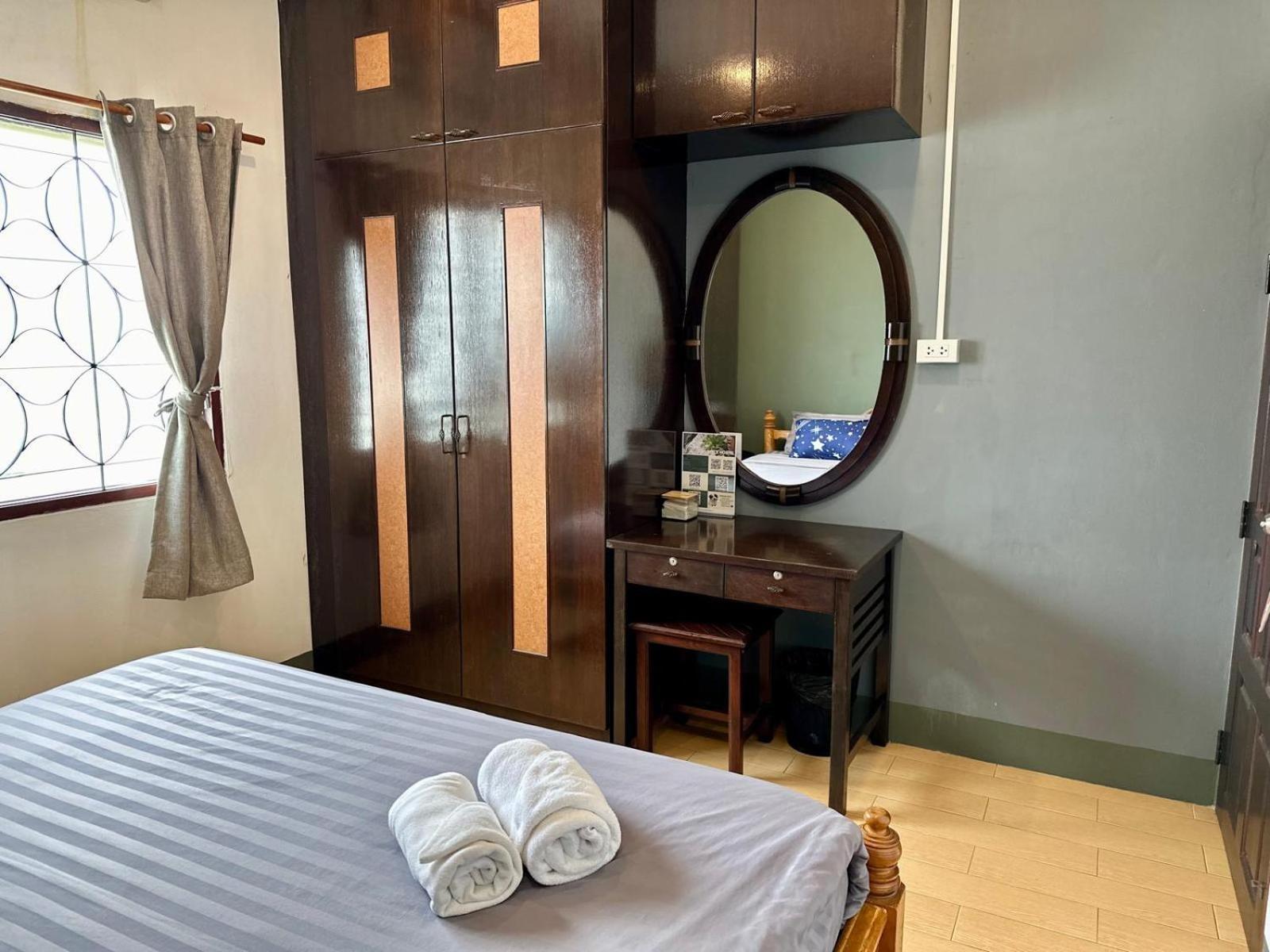 Niece Hostel Phuket - Sha Extra Plus Zewnętrze zdjęcie